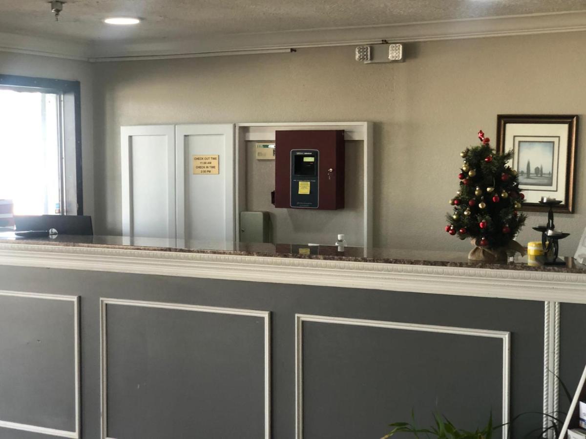 Executive Inn & Suites Beaumont Dış mekan fotoğraf